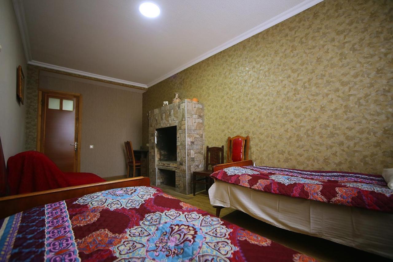 Meridian Kutaisi Esterno foto